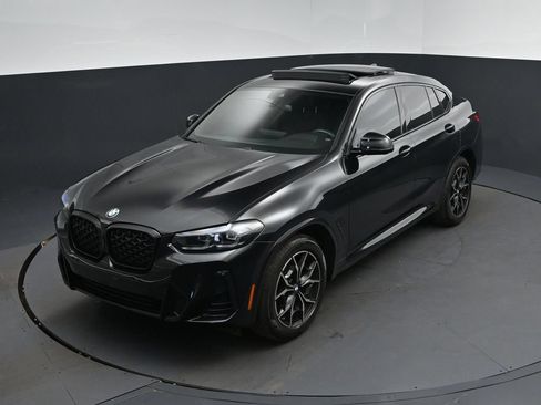 Certified 2023 BMW X4 xDrive30i w/ M Sport Package AWD/4WD image 30