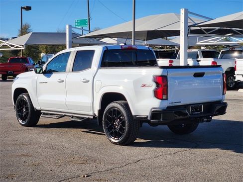 Used 2024 Chevrolet Colorado Z71 w/ LPO, Dark Essentials Package image 5