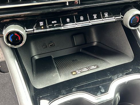 New 2026 Chevrolet Traverse LT w/ Driver Confidence Package image 21