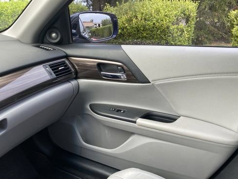 Used 2016 Honda Accord EX-L image 22