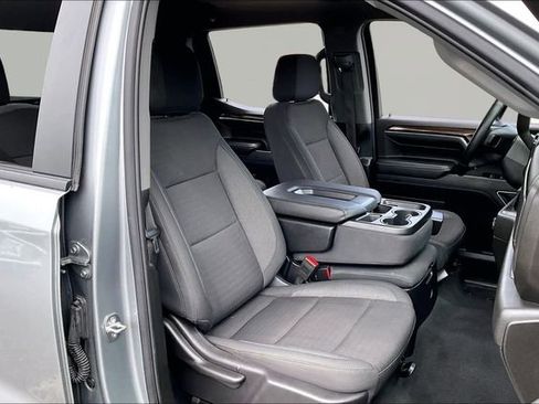 Used 2024 Chevrolet Silverado 1500 LT AWD/4WD image 19