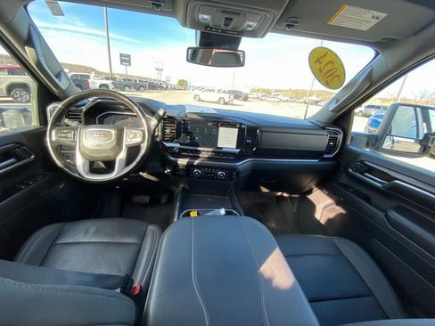 Used 2024 GMC Sierra 3500 SLT w/ SLT Premium Package image 15