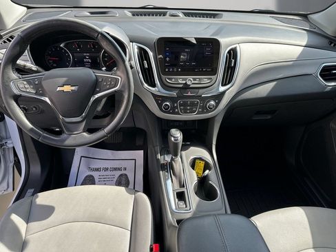 Used 2020 Chevrolet Equinox Premier FWD image 20