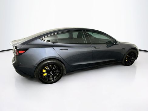 Used 2021 Tesla Model 3 Long Range AWD/4WD image 10
