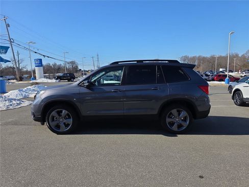 Used 2020 Honda Passport Touring image 3