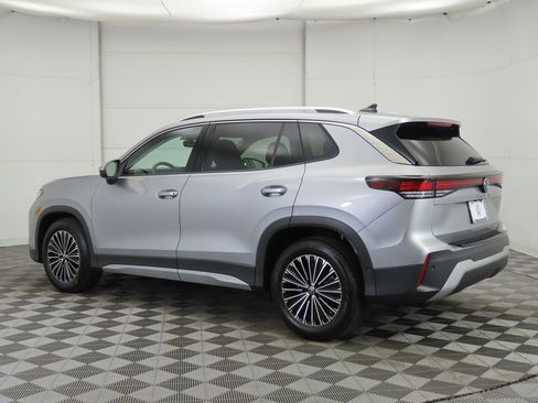 New 2026 Volkswagen Tiguan S FWD image 7