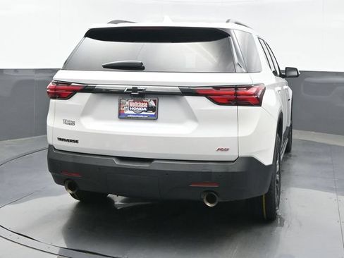Used 2022 Chevrolet Traverse RS FWD image 5