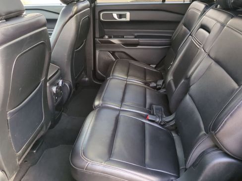 Used 2020 Ford Explorer XLT w/ Equipment Group 202A image 20