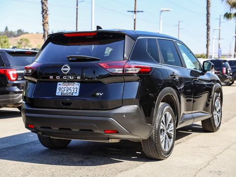 Used 2023 Nissan Rogue SV FWD image 6