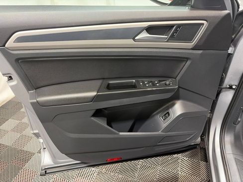 Used 2021 Volkswagen Atlas SE AWD/4WD image 16