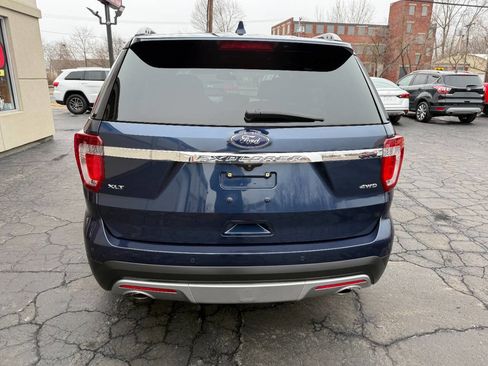 Used 2016 Ford Explorer XLT w/ Equipment Group 202A image 5