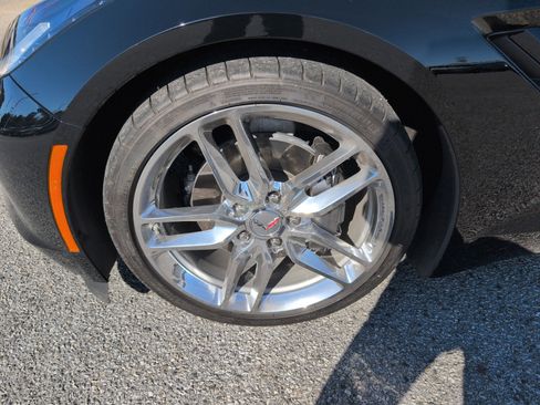 Used 2018 Chevrolet Corvette Stingray Coupe w/ 3LT Preferred Equipment Group image 2
