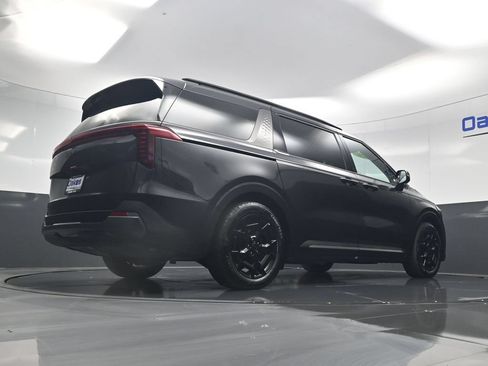 Certified 2026 Kia Carnival SX Prestige FWD image 45