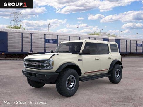 New 2026 Ford Bronco Outer Banks w/ Sasquatch Package AWD/4WD image 1
