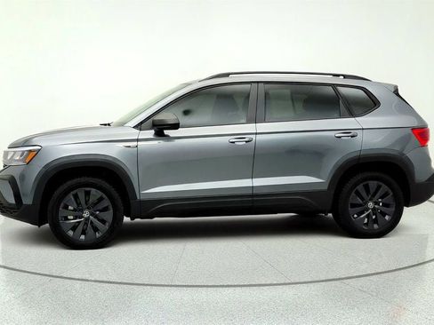 Used 2024 Volkswagen Taos S FWD image 8
