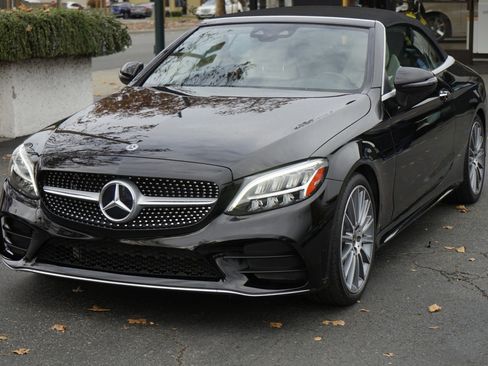 Used 2019 Mercedes-Benz C 300 Cabriolet image 3