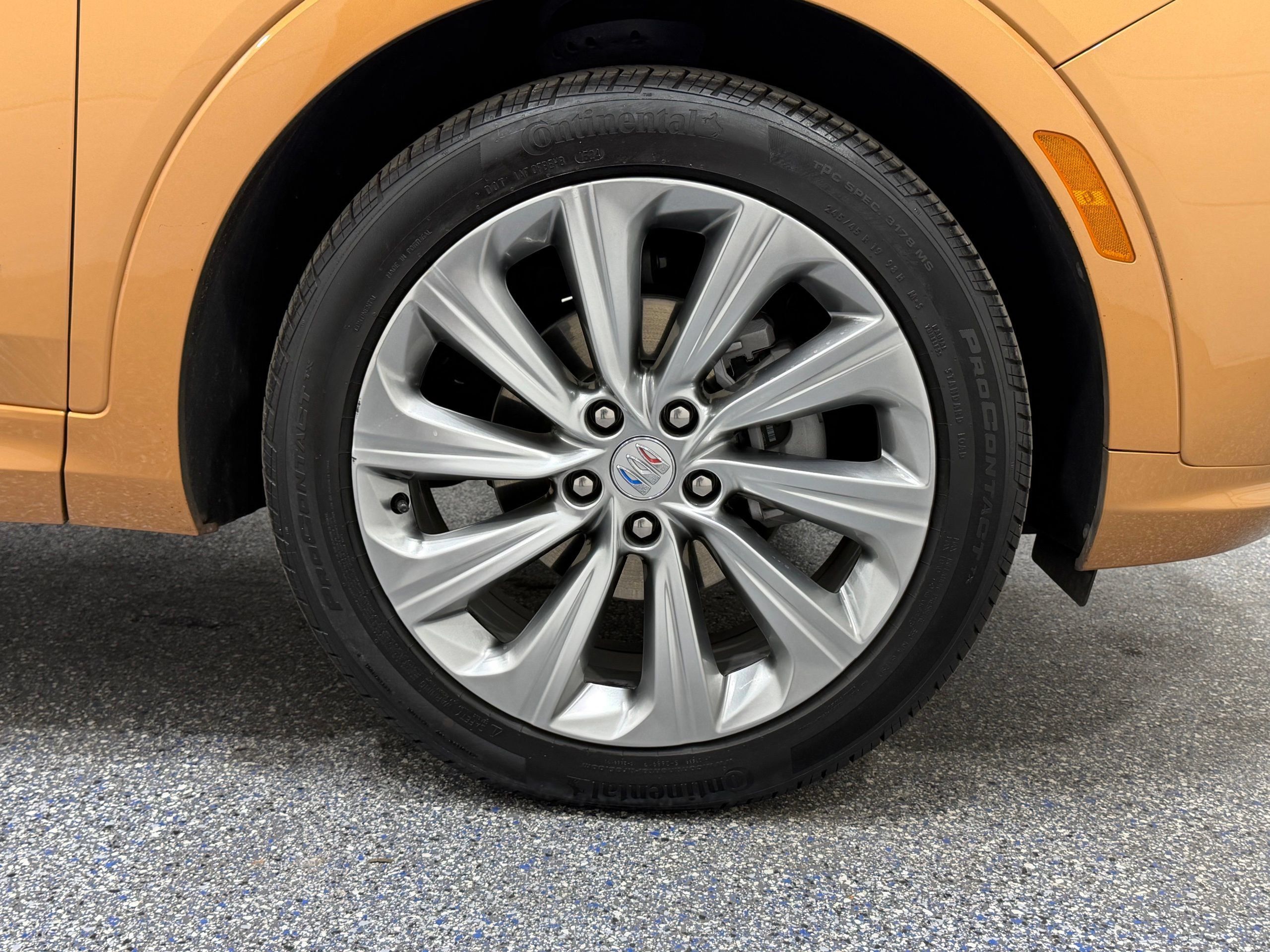 Used 2025 Buick Envista Avenir FWD image 14