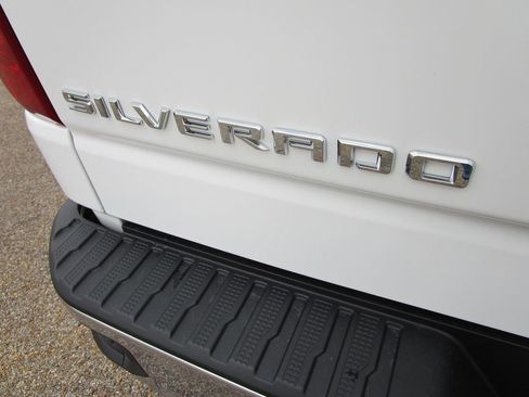 New 2026 Chevrolet Silverado 1500 LT image 10