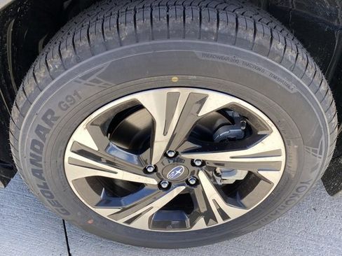 New 2025 Subaru Crosstrek 2.0i Premium image 25