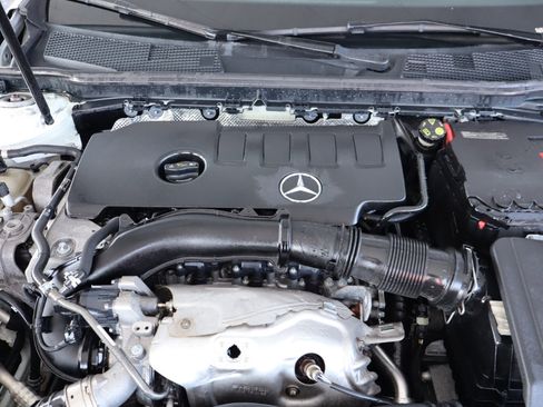 Used 2020 Mercedes-Benz A 220 4MATIC w/ Premium Package image 38