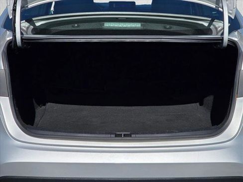 Used 2024 Toyota Corolla LE image 6