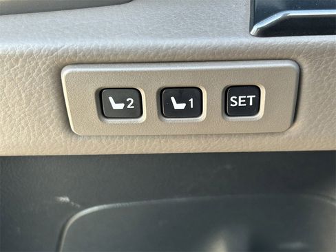 Used 2023 Lexus GX 460 Premium image 26