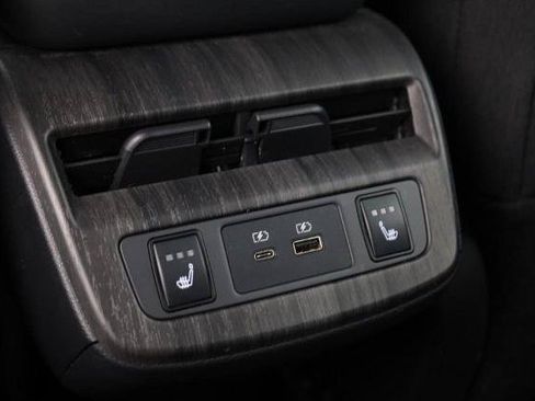 Certified 2023 Nissan Ariya FWD image 23