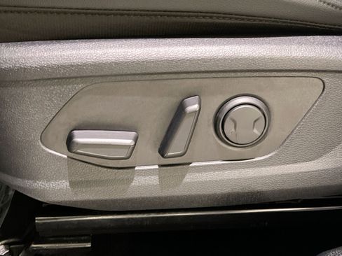 Used 2023 Kia Sportage SX image 24