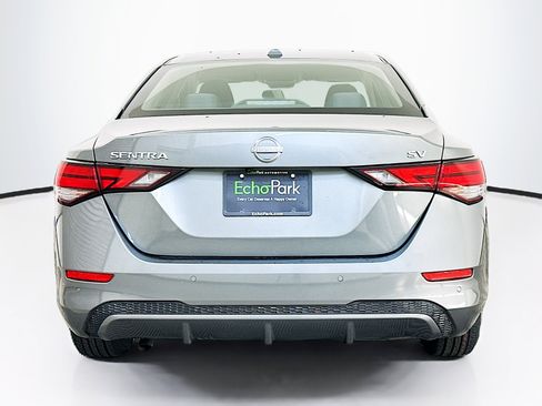 Used 2024 Nissan Sentra SV FWD image 7
