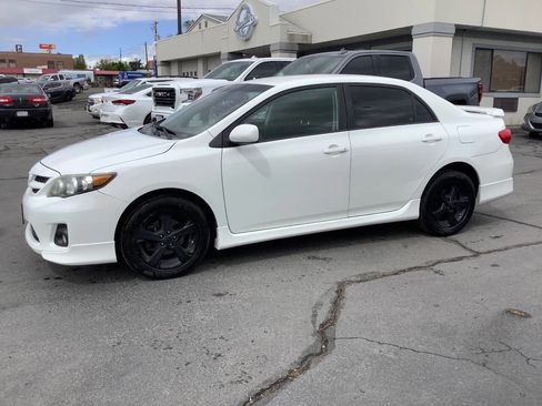Used 2013 Toyota Corolla S FWD image 18