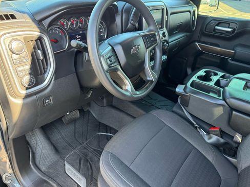 Used 2020 Chevrolet Silverado 1500 RST w/ RST Value Package image 15