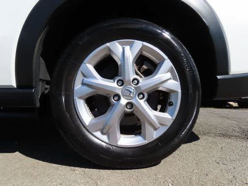 Used 2023 Honda HR-V LX image 9