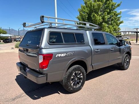 Used 2017 Nissan Titan PRO-4X AWD/4WD image 9