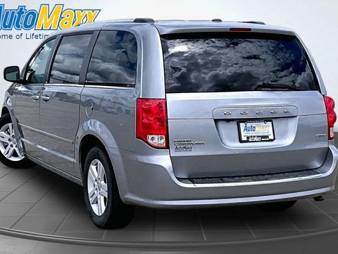 Used 2013 Dodge Grand Caravan Crew w/ Driver Convenience Group FWD image 4