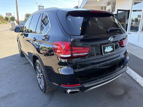 Used 2018 BMW X5 xDrive35i w/ M Sport Package AWD/4WD image 4
