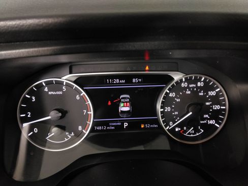 Used 2024 Nissan Rogue S FWD image 14