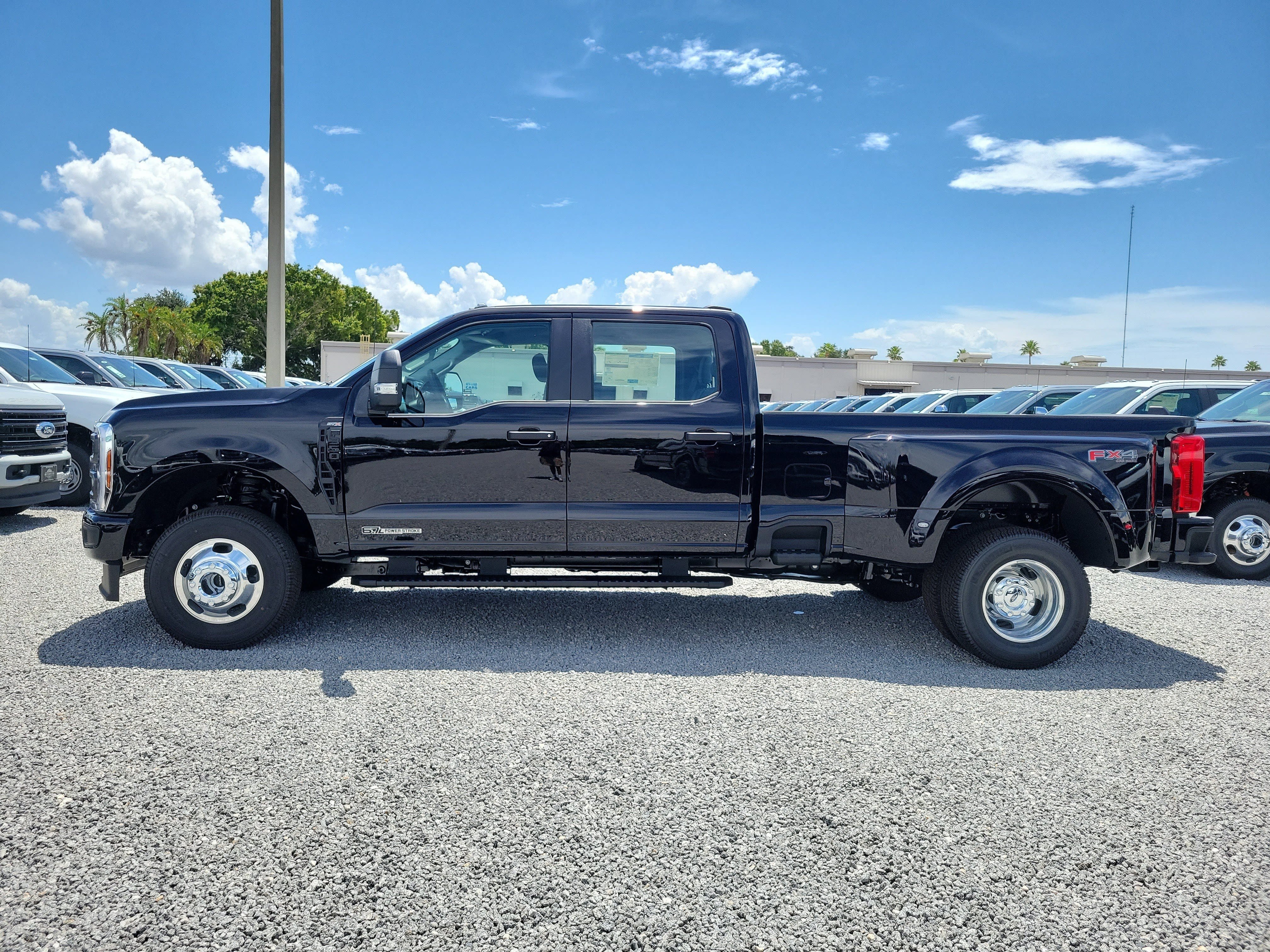 New 2026 Ford F350 XL w/ STX Appearance Package AWD/4WD image 7