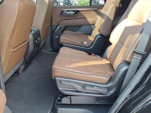 New 2026 Chevrolet Tahoe High Country RWD image 18