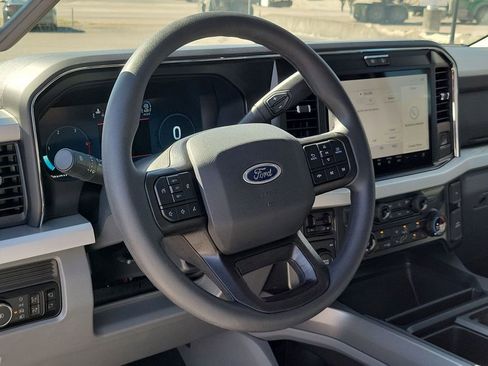 New 2026 Ford F250 XLT w/ XLT Premium Package AWD/4WD image 11