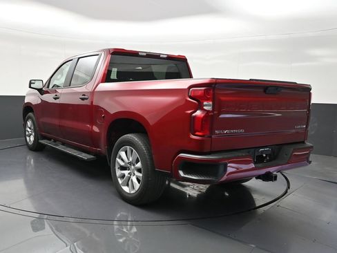 Used 2022 Chevrolet Silverado 1500 Custom RWD image 3