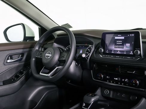 Used 2022 Nissan Rogue SV AWD/4WD image 23