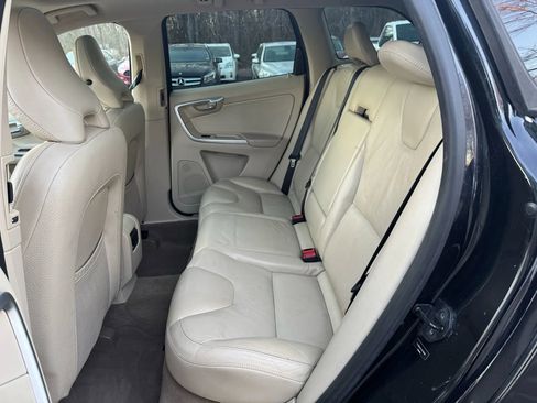 Used 2010 Volvo XC60 3.2 image 17