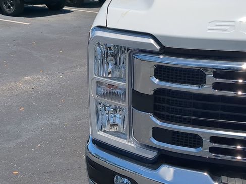 New 2025 Ford F350 XL w/ XL Chrome Package image 10