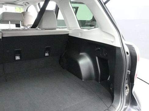 Used 2016 Subaru Forester 2.5i Limited AWD/4WD image 18