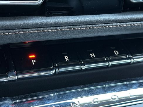 New 2026 Lincoln Aviator 2WD image 22