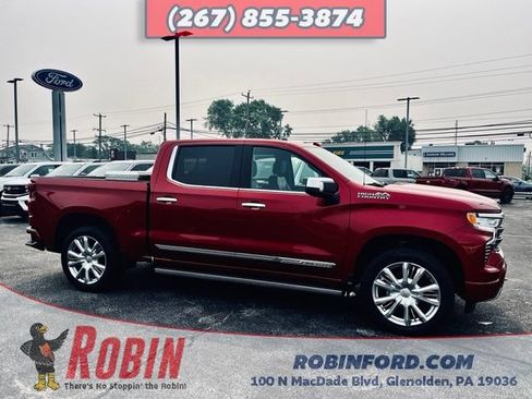 Used 2023 Chevrolet Silverado 1500 High Country w/ High Country Premium Package AWD/4WD image 4