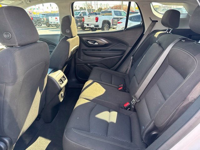 Used 2023 GMC Terrain SLE AWD/4WD image 18
