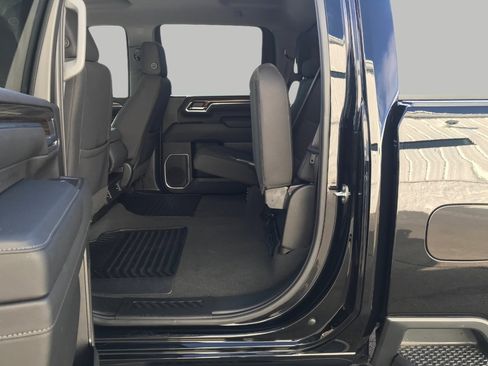 Used 2024 Chevrolet Silverado 2500 LT image 24