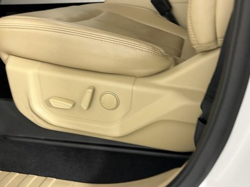 Used 2021 Ford F250 Lariat w/ Lariat Value Package image 23