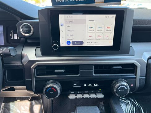 Used 2025 Toyota 4Runner SR5 image 37